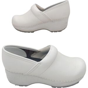 Skechers work slip resistant shoes
